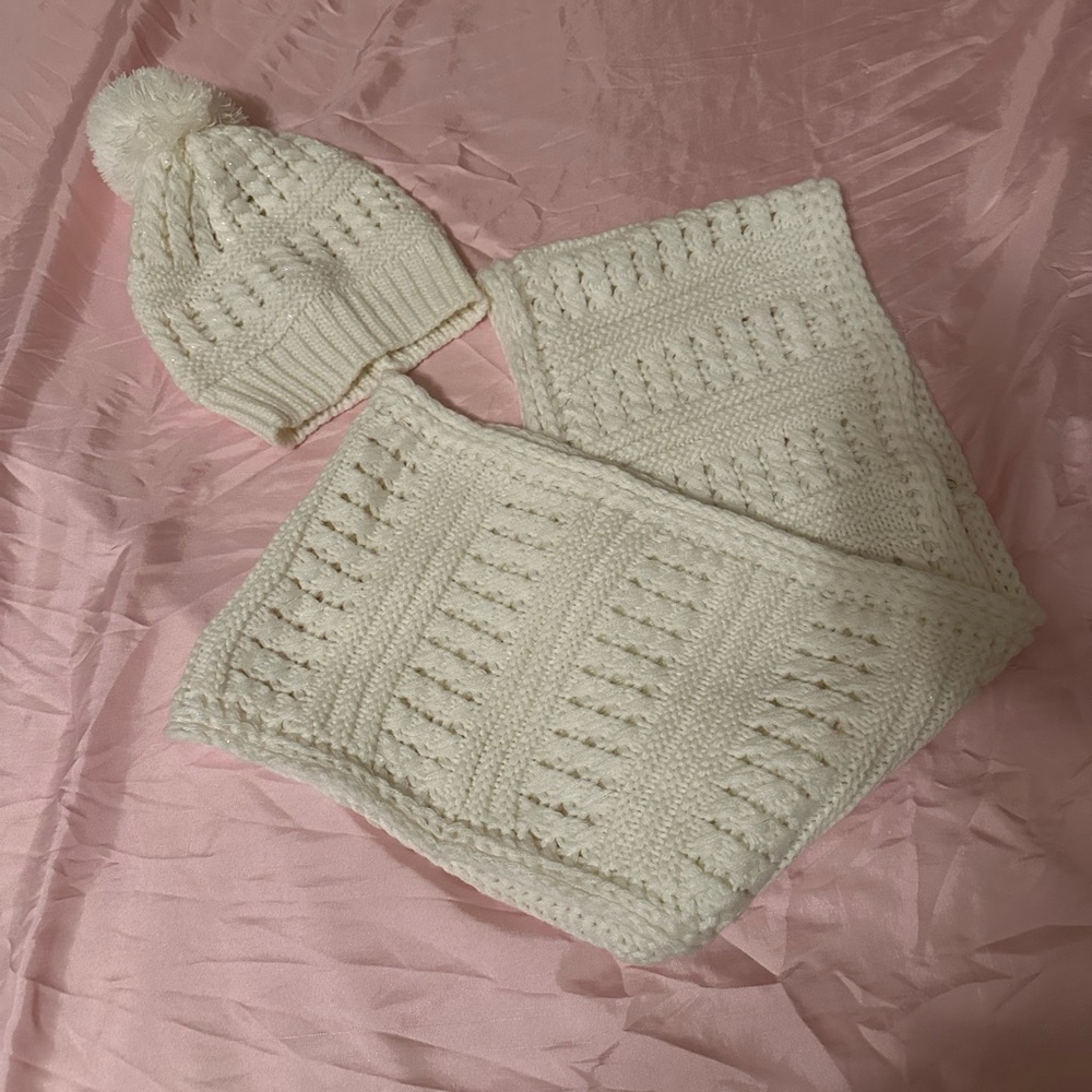 Cream Knit Hat and Scarf Set